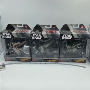 3 pack Star Wars Hot Wheels Starships Set. New